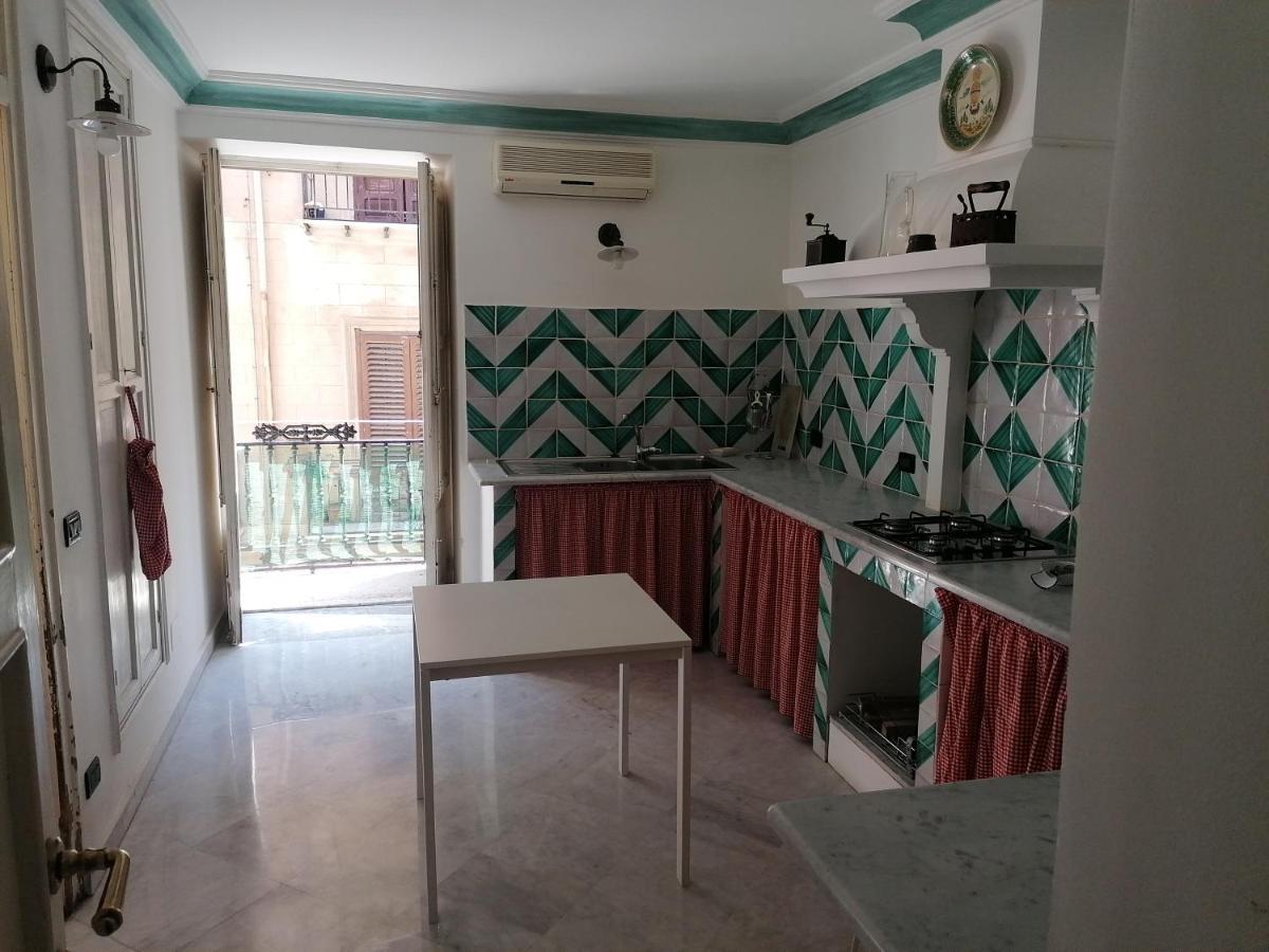 Almareni House Apartment Палермо Екстериор снимка